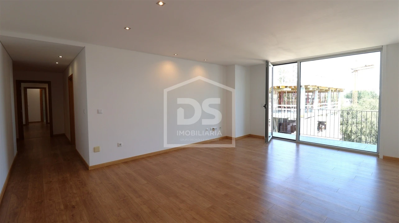 Apartamento T3 para Venda em Viseu Foto 3
