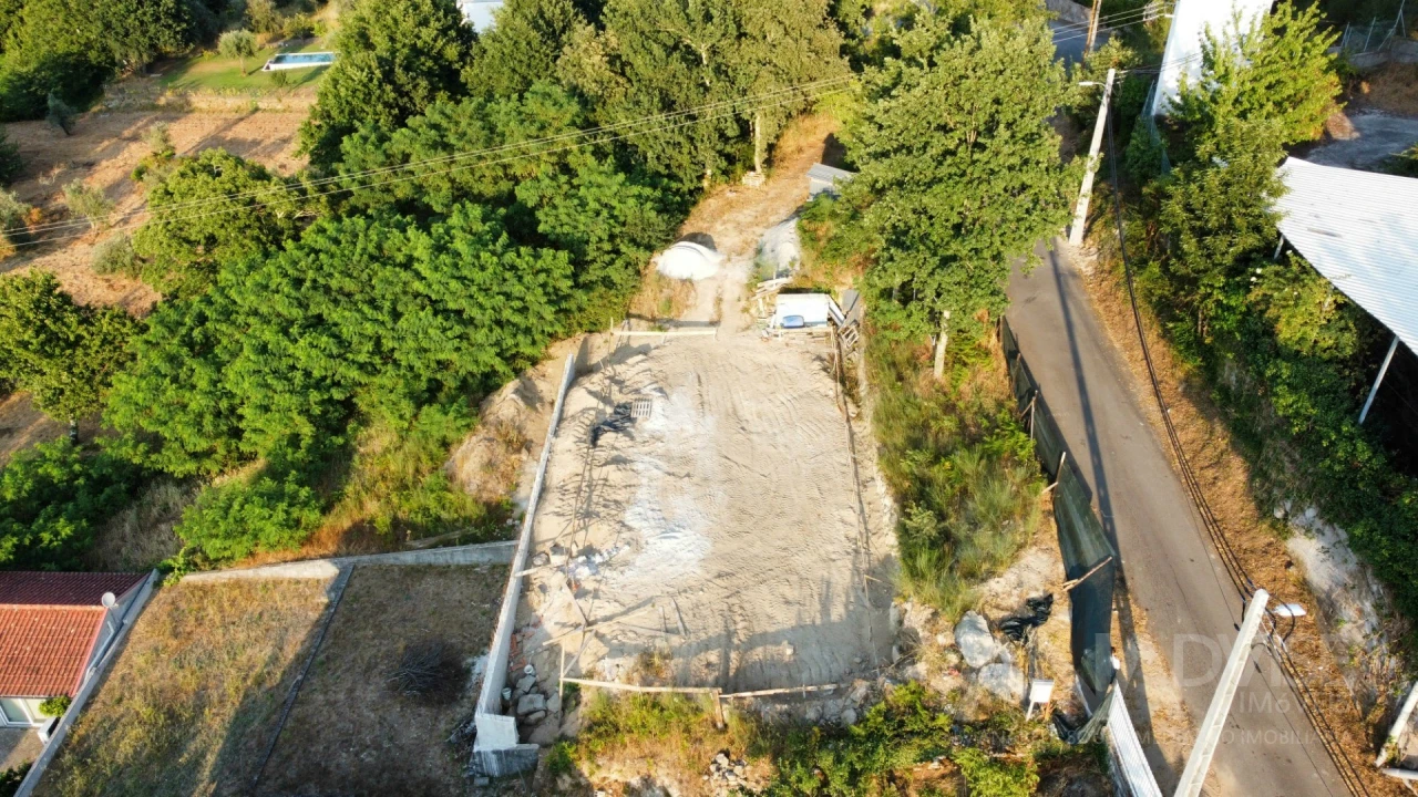 Terreno para Venda em Repeses e São Salvador Foto 47