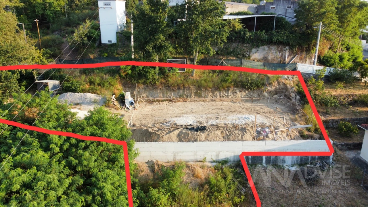 Terreno para Venda em Repeses e São Salvador Foto 46