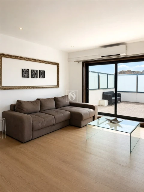 Apartamento T4 para Arrendamento em Aver-O-Mar, Amorim e Terroso