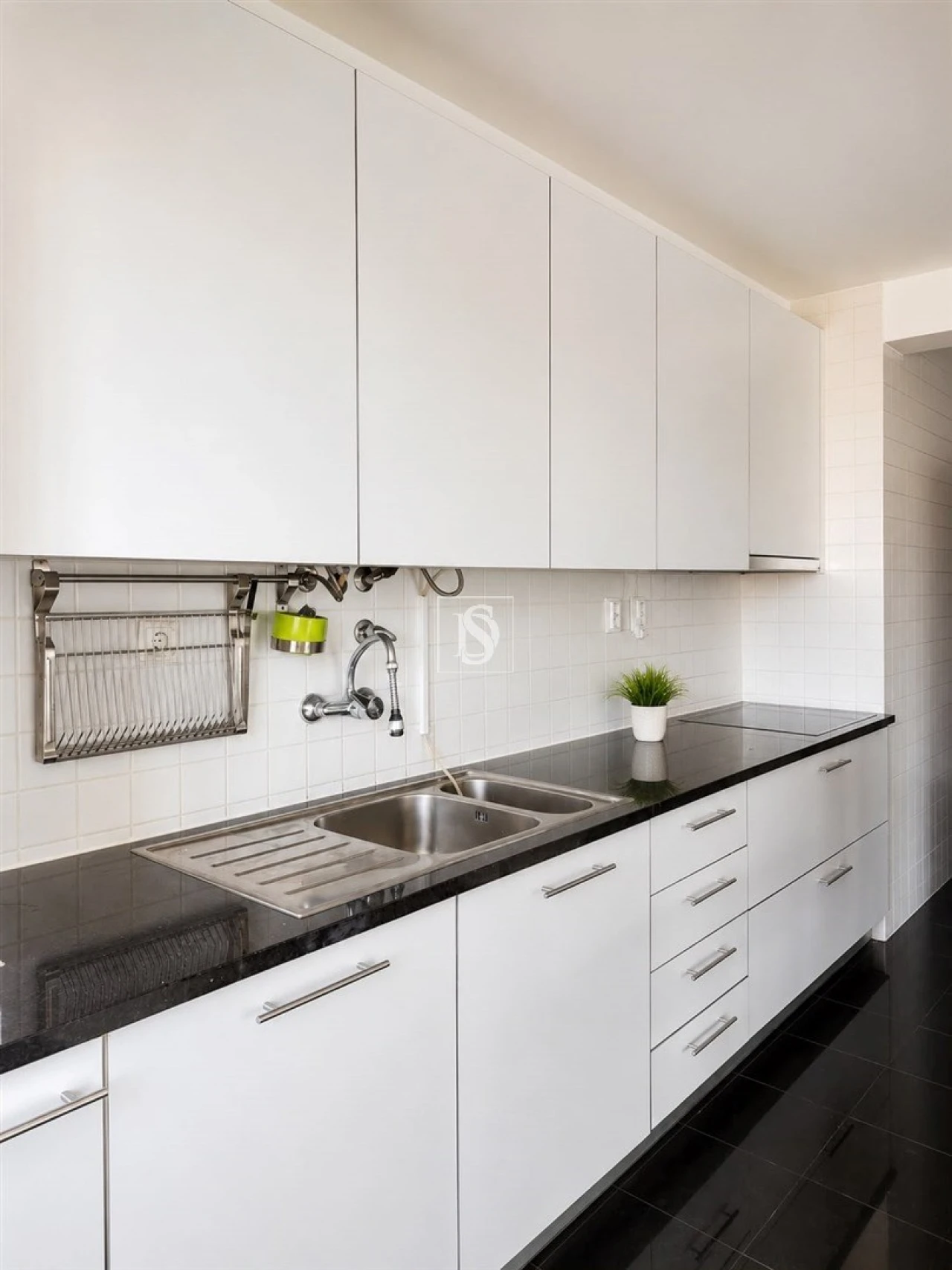 Apartamento T4 para Arrendamento em Aver-O-Mar, Amorim e Terroso Foto 7