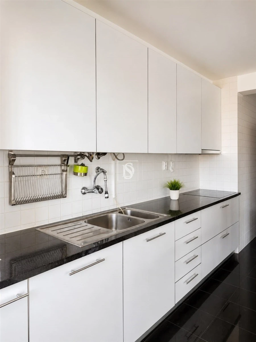 Apartamento T4 para Arrendamento em Aver-O-Mar, Amorim e Terroso Foto 7