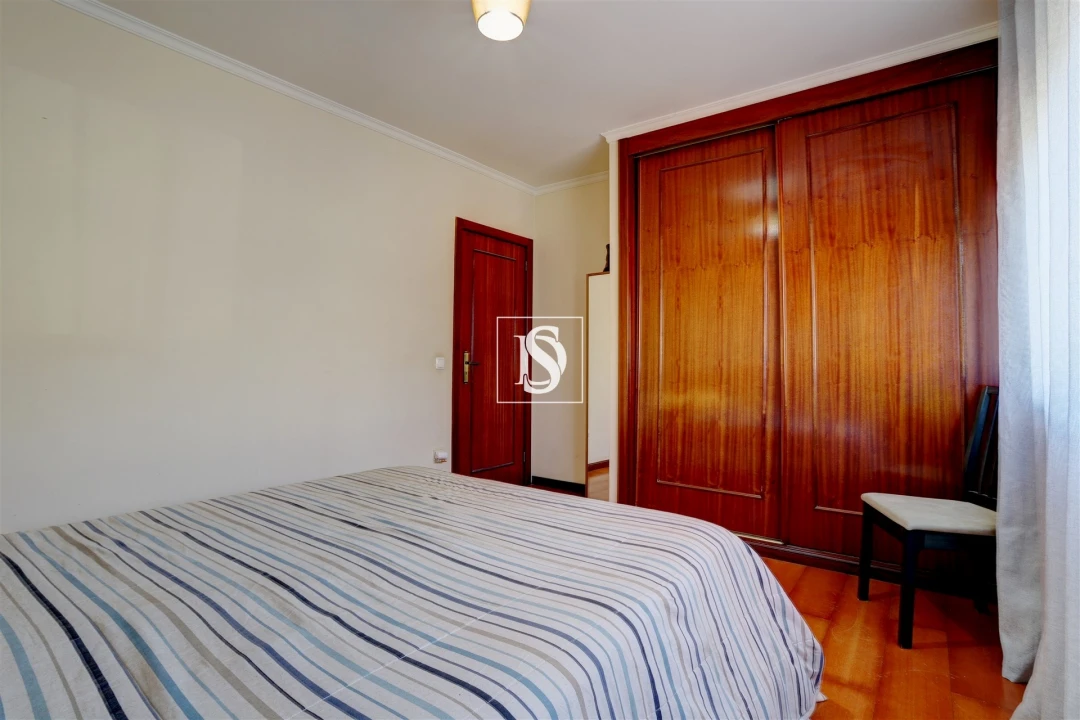 Apartamento T2 para Venda em Gião Foto 18