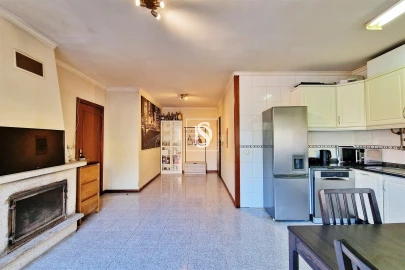 Apartamento T2 para Venda em Gião