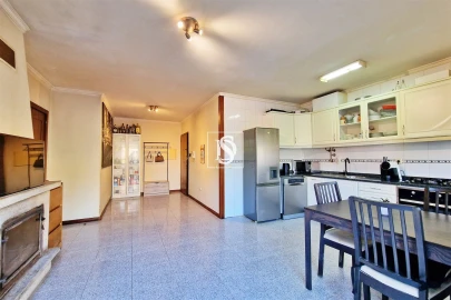 Apartamento T2 para Venda em Gião