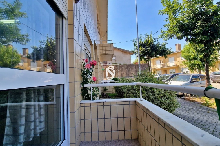 Apartamento T2 para Venda em Gião Foto 5