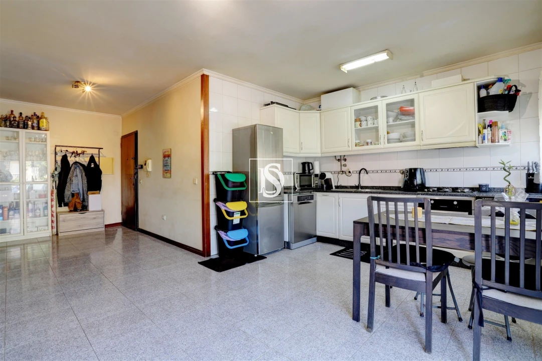 Apartamento T2 para Venda em Gião Foto 8