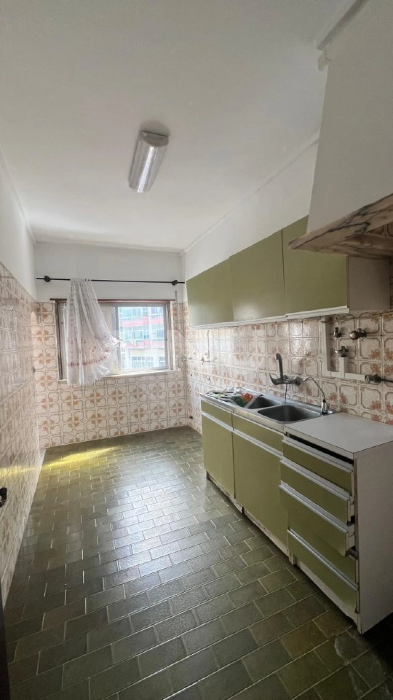 Apartamento T3 para Venda em Seixal, Arrentela e Aldeia de Paio Pires Foto 2