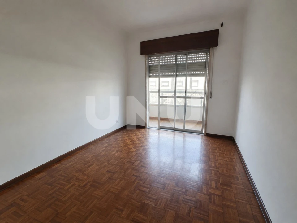 Apartamento T2 para Venda em Seixal, Arrentela e Aldeia de Paio Pires Foto 6
