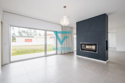 Moradia T3 para Venda em Guia, Ilha e Mata Mourisca