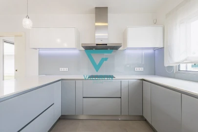 Moradia T3 para Venda em Guia, Ilha e Mata Mourisca