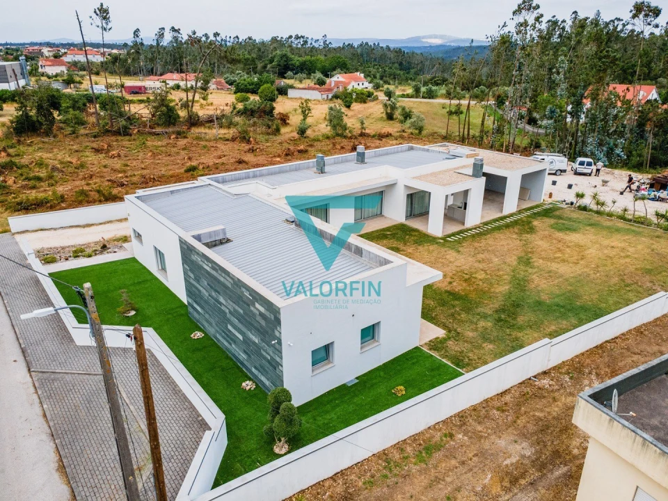 Moradia T3 para Venda em Guia, Ilha e Mata Mourisca Foto 1
