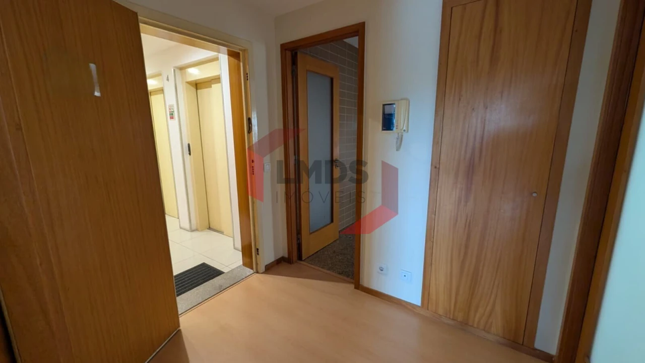 Apartamento T3 para Venda em Moreira Foto 4