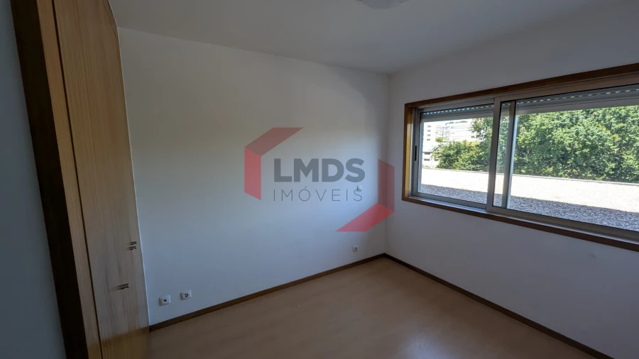 Apartamento T3 para Venda em Moreira Foto 20