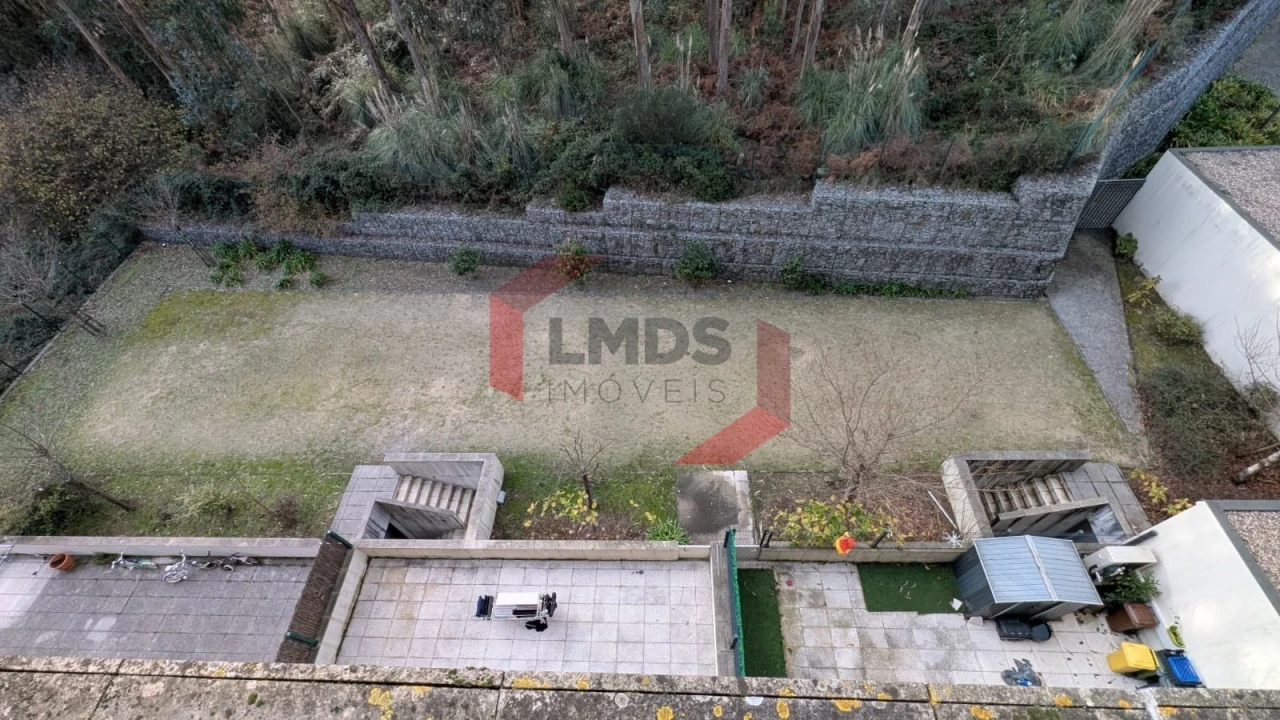 Apartamento T3 para Venda em Moreira Foto 3