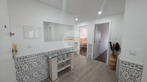 Apartamento T3 para Venda em Seixal, Arrentela e Aldeia de Paio Pires