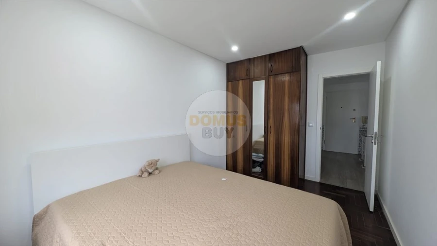 Apartamento T3 para Venda em Seixal, Arrentela e Aldeia de Paio Pires Foto 10