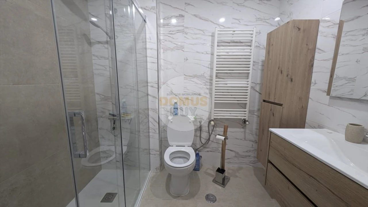 Apartamento T3 para Venda em Seixal, Arrentela e Aldeia de Paio Pires Foto 16