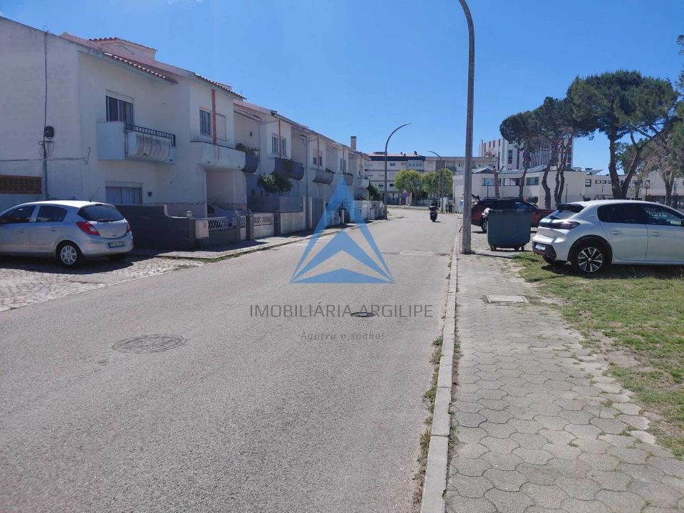 Terreno para Venda em Marinha Grande Foto 9