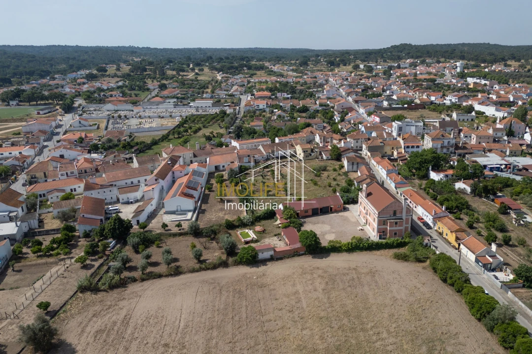 Moradia T9 para Venda em Couço Foto 5