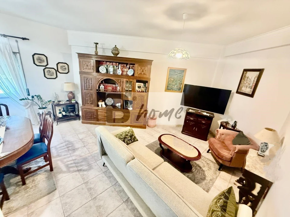 Apartamento T2 para Venda em Costa da Caparica Foto 3