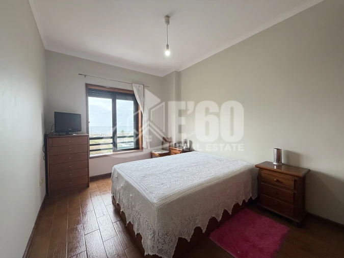 Apartamento T2 para Venda em Esmoriz Foto 11