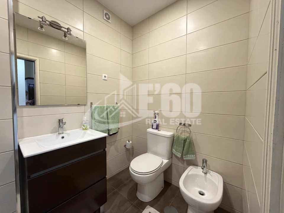 Apartamento T2 para Venda em Esmoriz Foto 9
