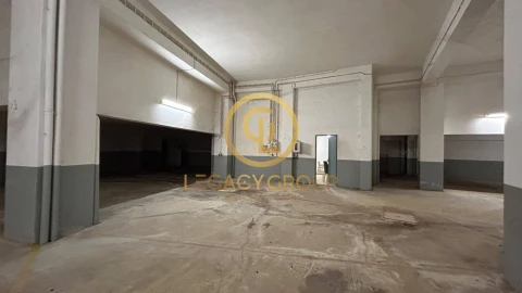 Garagem para Venda em Lagoa e Carvoeiro