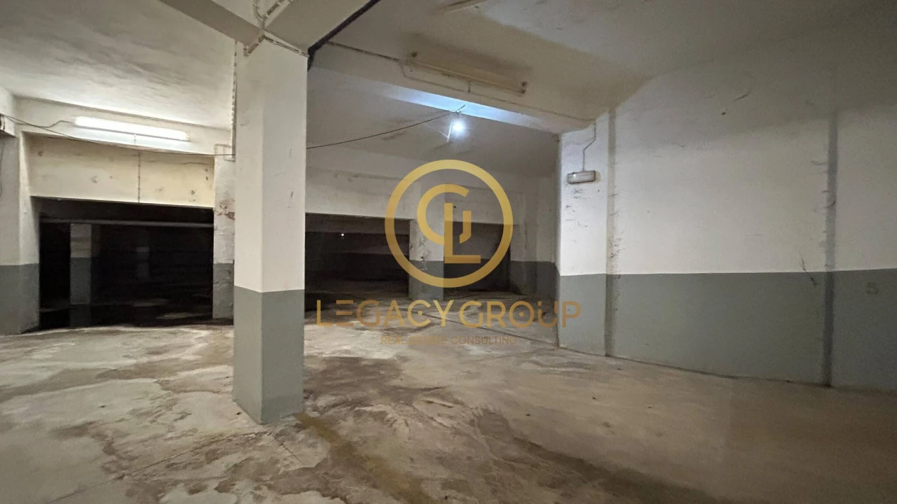 Garagem para Venda em Lagoa e Carvoeiro Foto 10