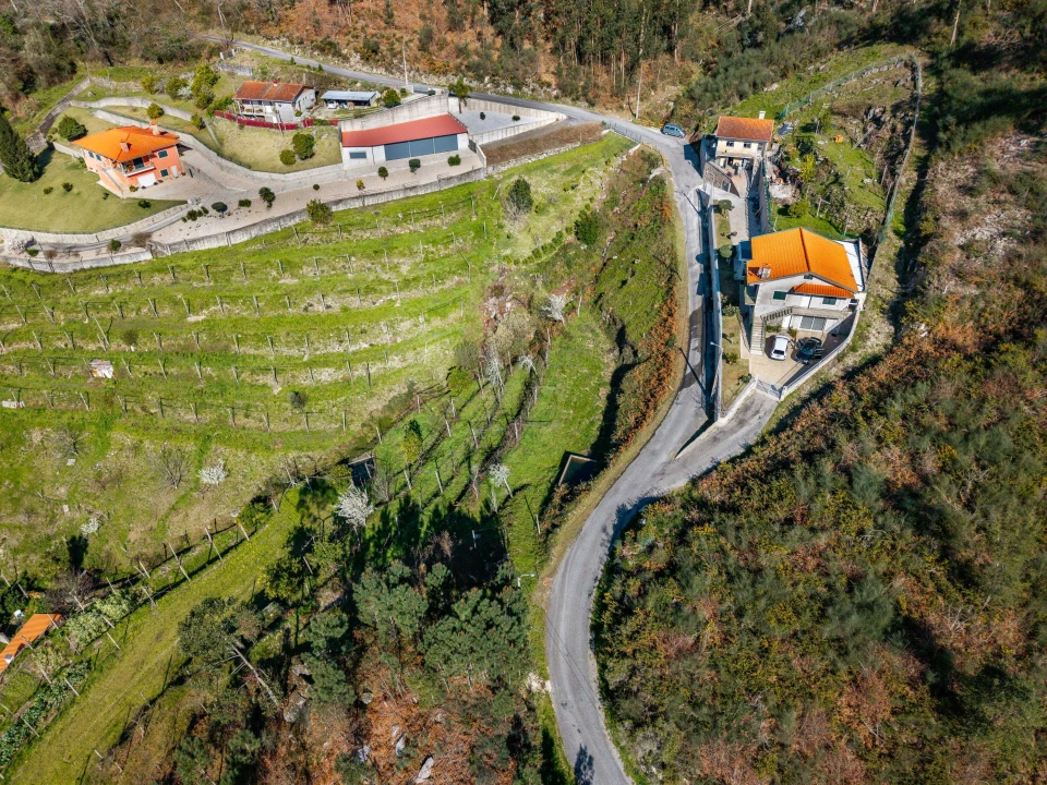 Terreno para Venda em Sande, Vilarinho, Barros e Gomide Foto 4