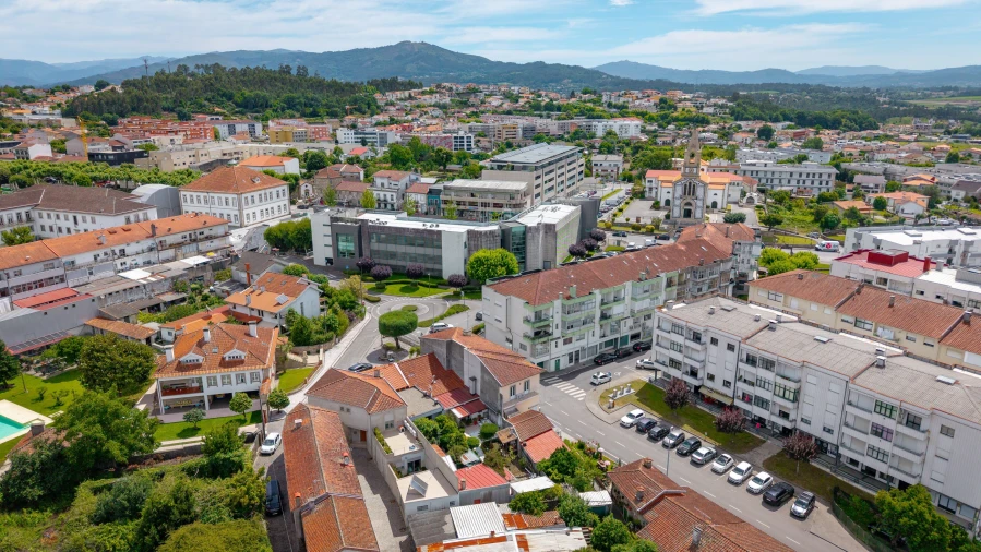 Apartamento T3 para Venda em Vila Verde e Barbudo Foto 6