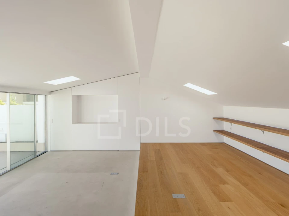 Moradia T4 para Venda em Estrela Foto 16