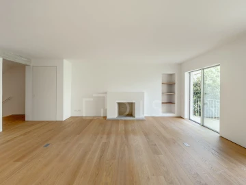 Moradia T4 para Venda em Estrela