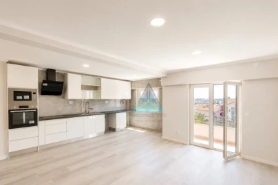 Apartamento T4 para Venda em Amora