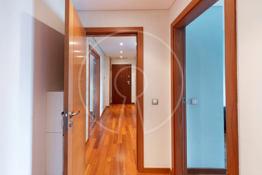 Apartamento T3 para Arrendamento em Seixal, Arrentela e Aldeia de Paio Pires Foto 20