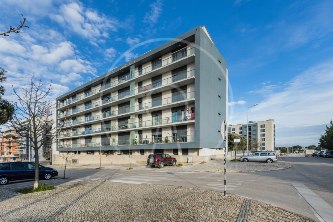 Apartamento T3 para Arrendamento em Seixal, Arrentela e Aldeia de Paio Pires Foto 28