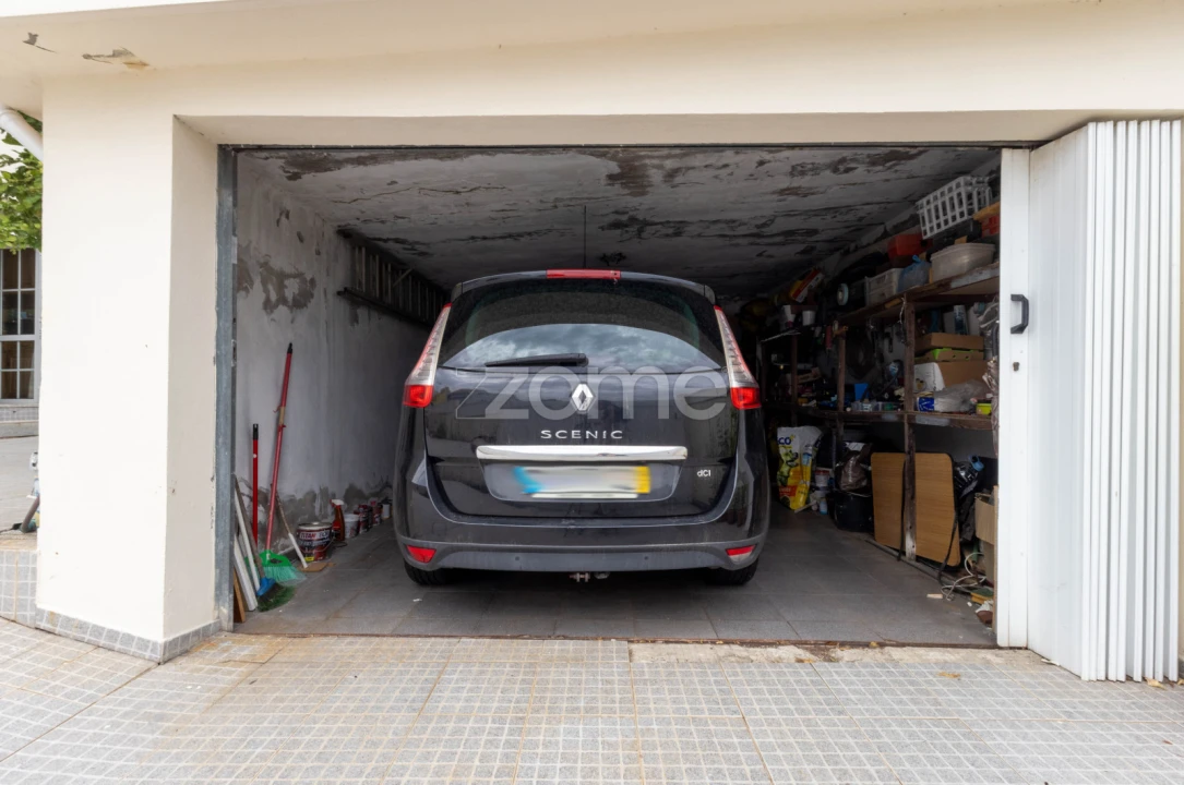 Moradia T4 para Venda em Valongo Foto 40