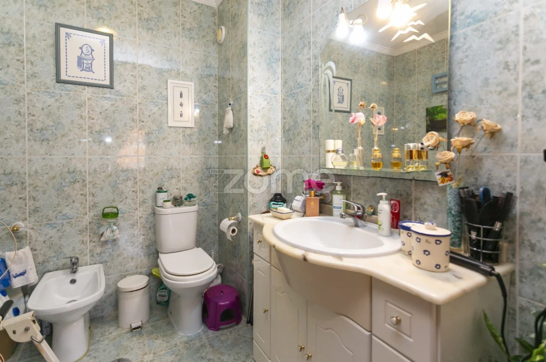 Apartamento T3 para Venda em Mafamude e Vilar do Paraíso Foto 29