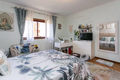Apartamento T3 para Venda em Mafamude e Vilar do Paraíso