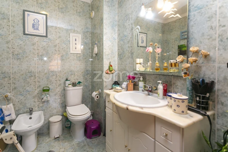 Apartamento T3 para Venda em Mafamude e Vilar do Paraíso Foto 29