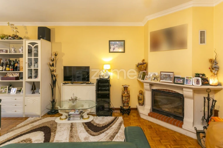 Apartamento T3 para Venda em Mafamude e Vilar do Paraíso Foto 14