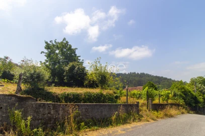 Terreno para Venda em Sande, Vilarinho, Barros e Gomide