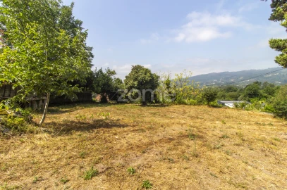 Terreno para Venda em Sande, Vilarinho, Barros e Gomide