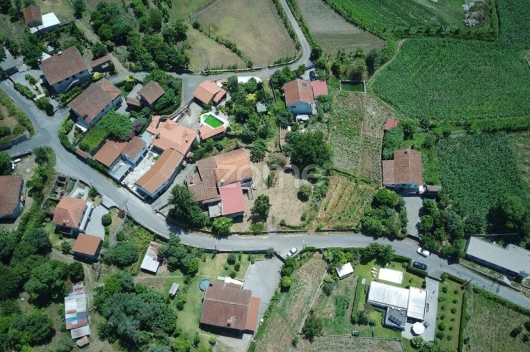 Terreno para Venda em Sande, Vilarinho, Barros e Gomide Foto 11