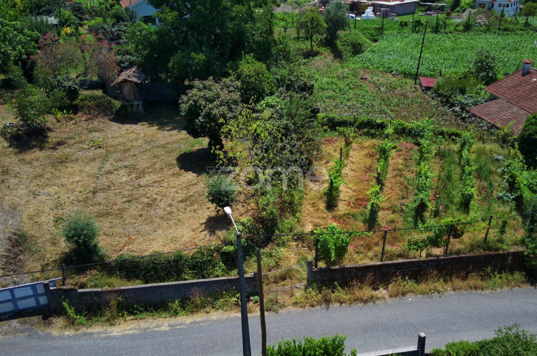 Terreno para Venda em Sande, Vilarinho, Barros e Gomide Foto 2