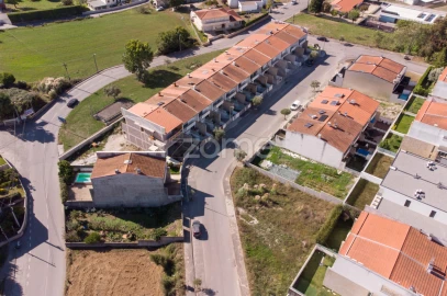 Moradia T3 para Venda em Guisande e Oliveira (São Pedro)