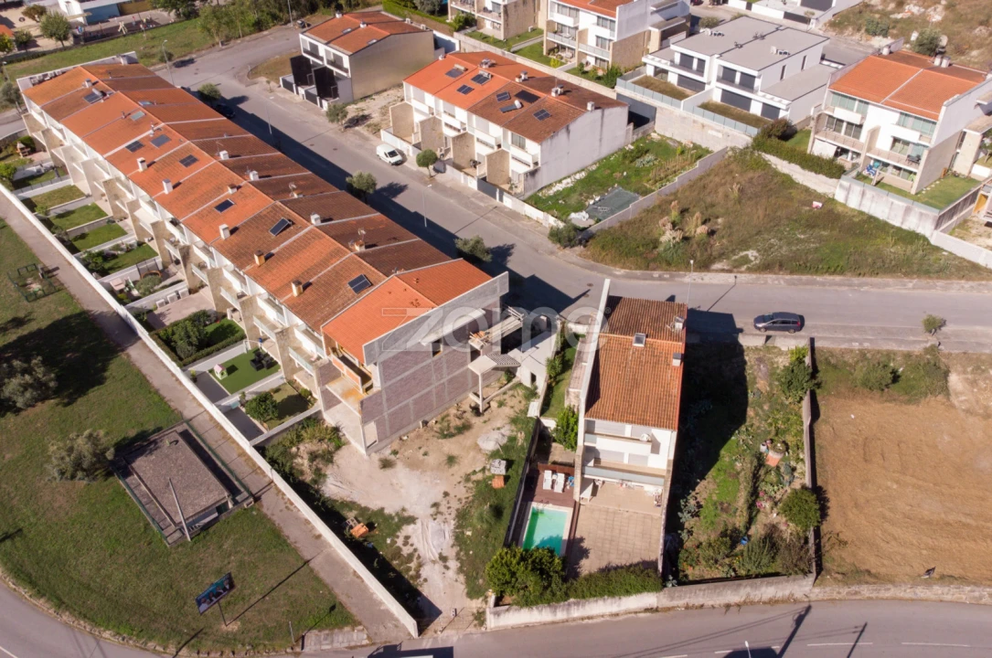 Moradia T3 para Venda em Guisande e Oliveira (São Pedro) Foto 19