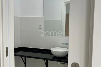 Apartamento T3 para Arrendamento em Almada, Cova da Piedade, Pragal e Cacilhas