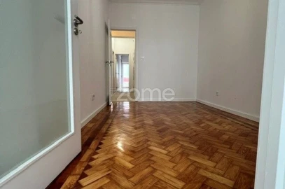Apartamento T3 para Arrendamento em Almada, Cova da Piedade, Pragal e Cacilhas