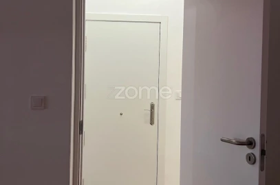 Apartamento T3 para Arrendamento em Almada, Cova da Piedade, Pragal e Cacilhas